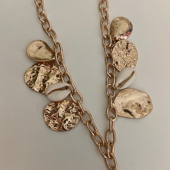 Aldo Jewelry - NWOT H&M Necklace